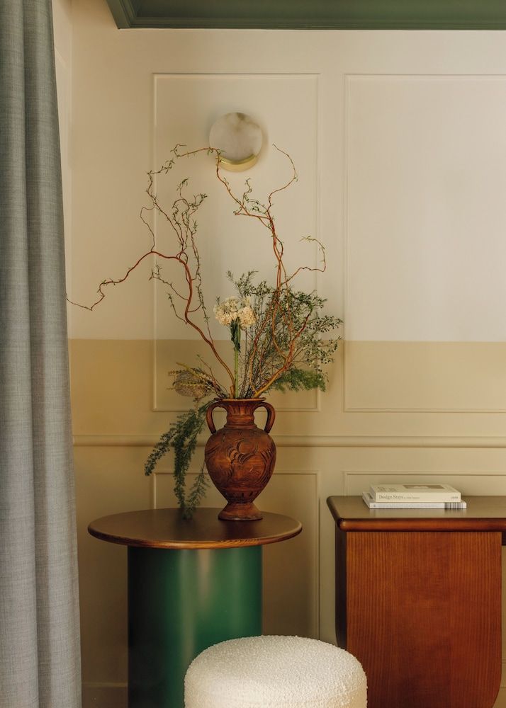 Begonia Suite