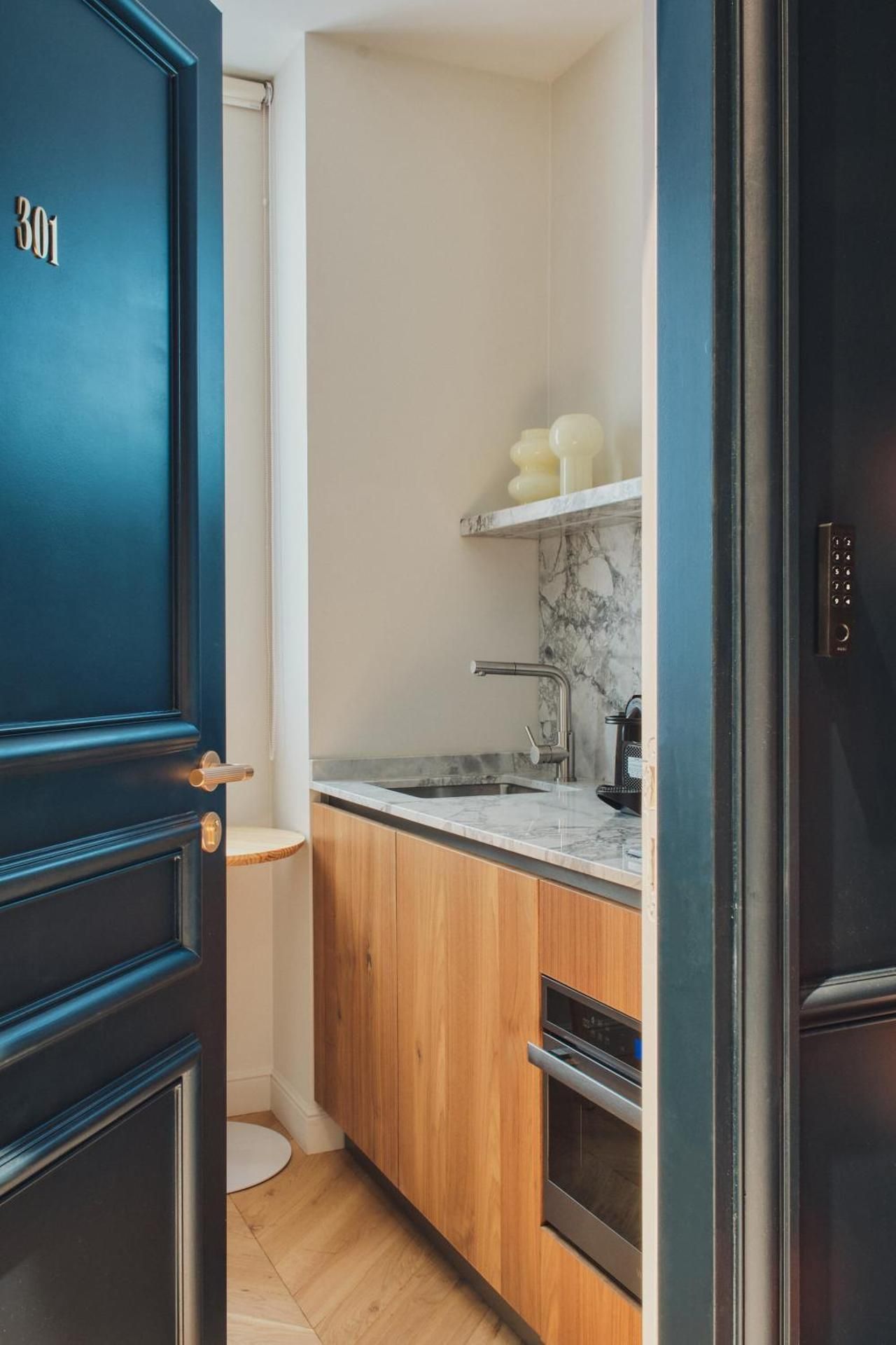 Studio Deluxe - Copper 301