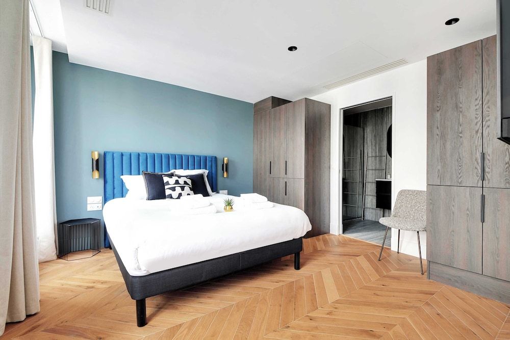 Executive Apartment