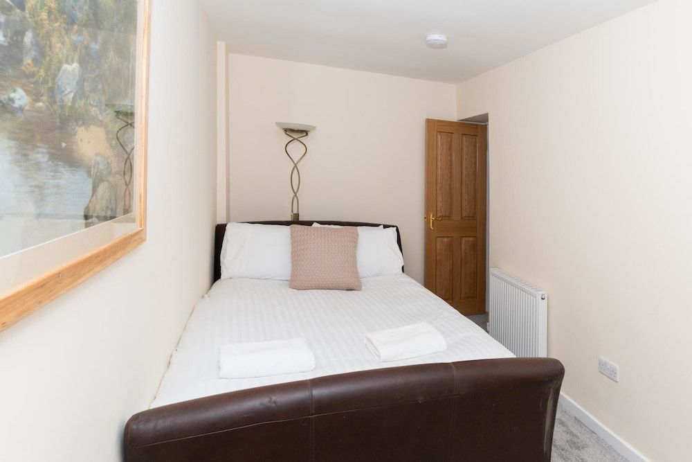 Basic Apartment