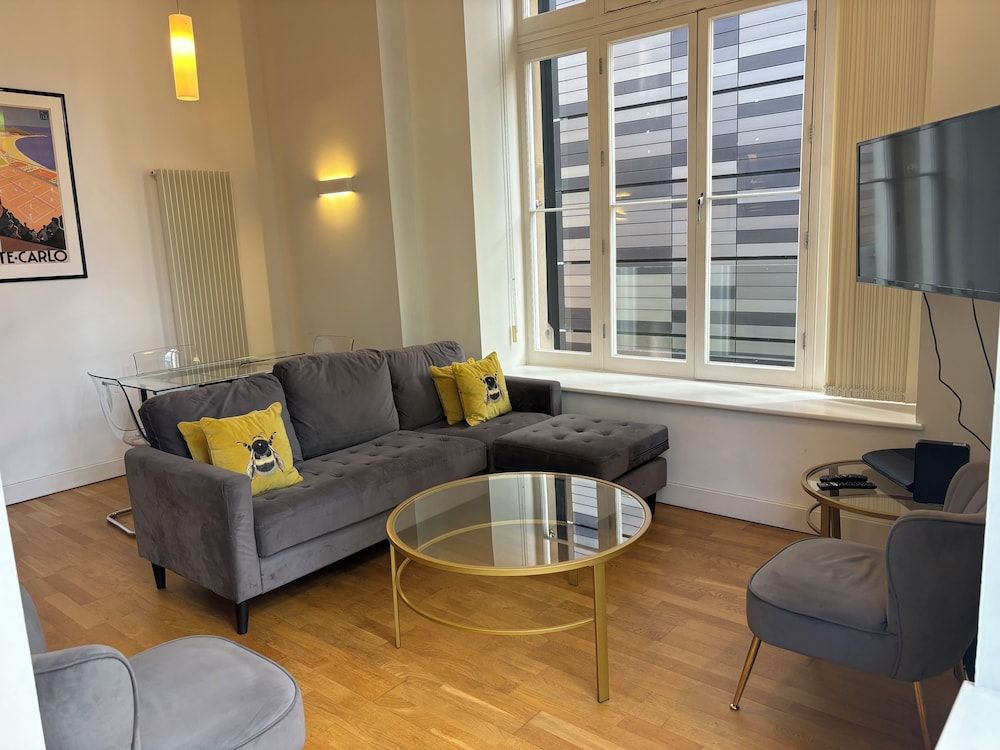 Apartment, 2 Bedrooms, Accessible, City View