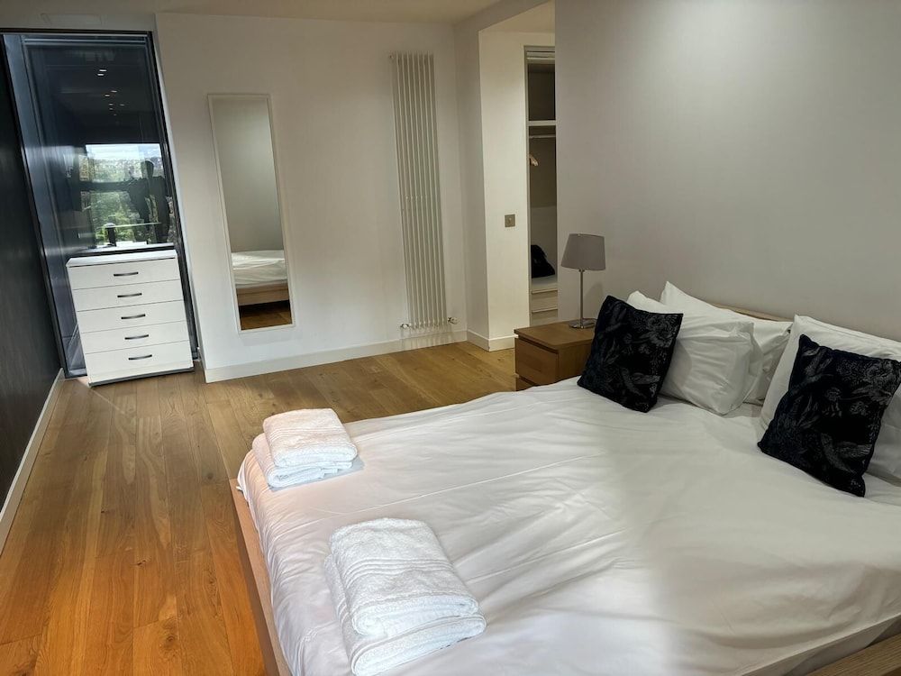 Apartment, 2 Bedrooms, Accessible