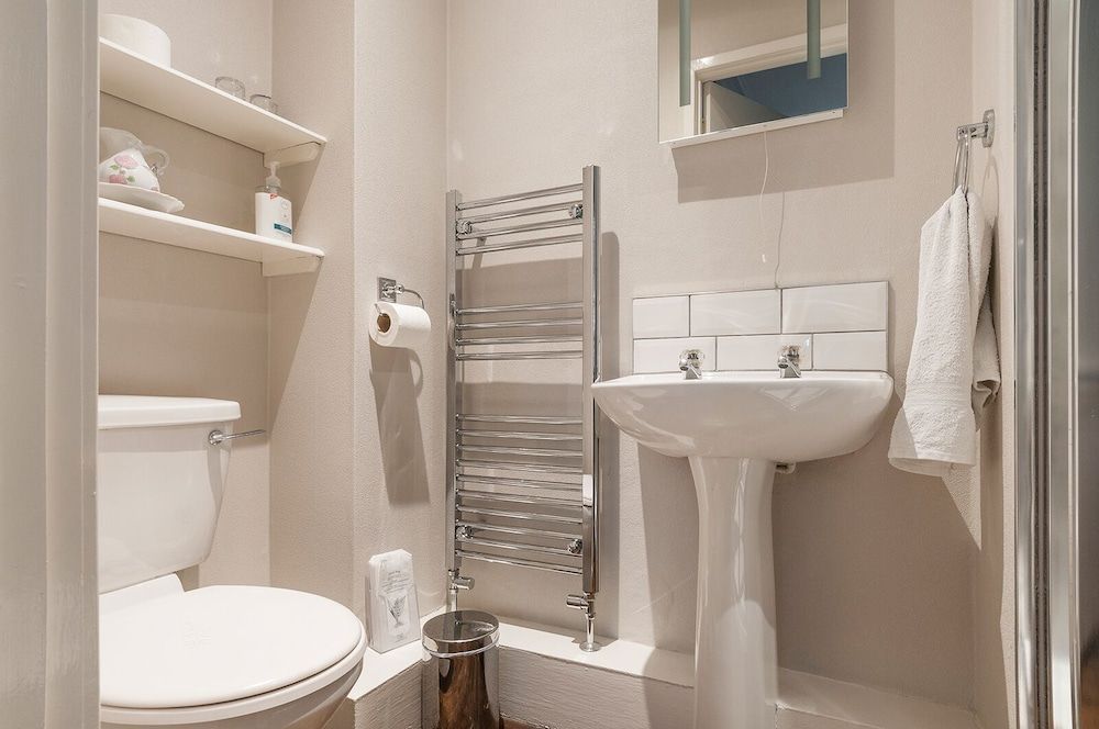 Aynetree Guest House Double Room, Ensuite 3