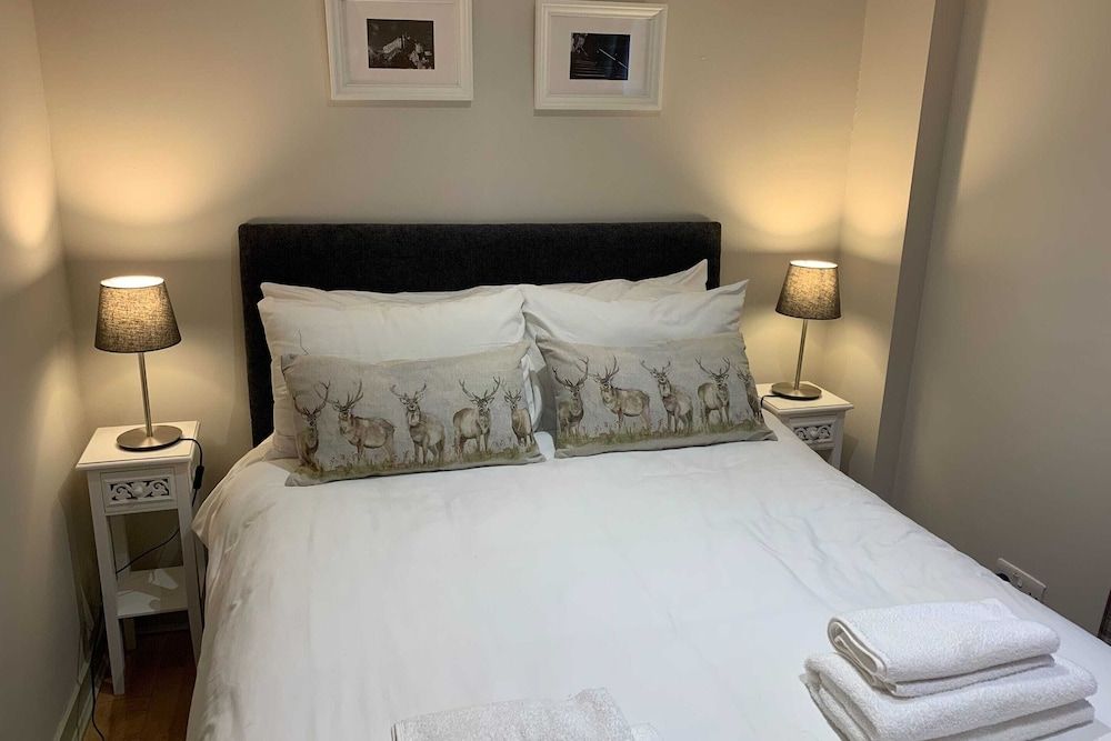 Apartment (2 Bedrooms)