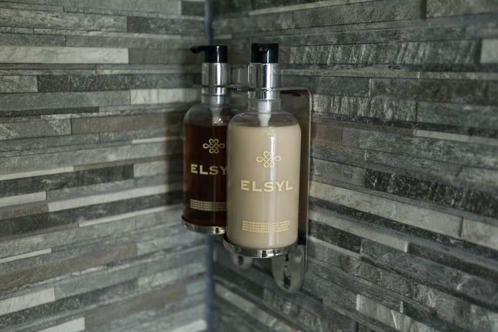 The Torfin Deluxe Double Room 9