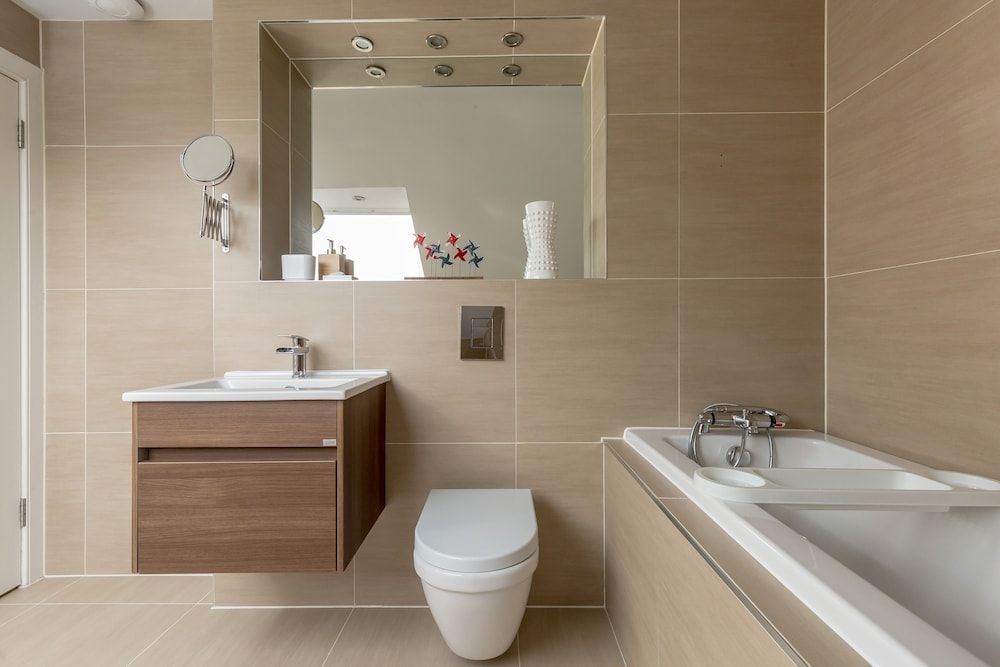 Crescent House Calton Suite 6