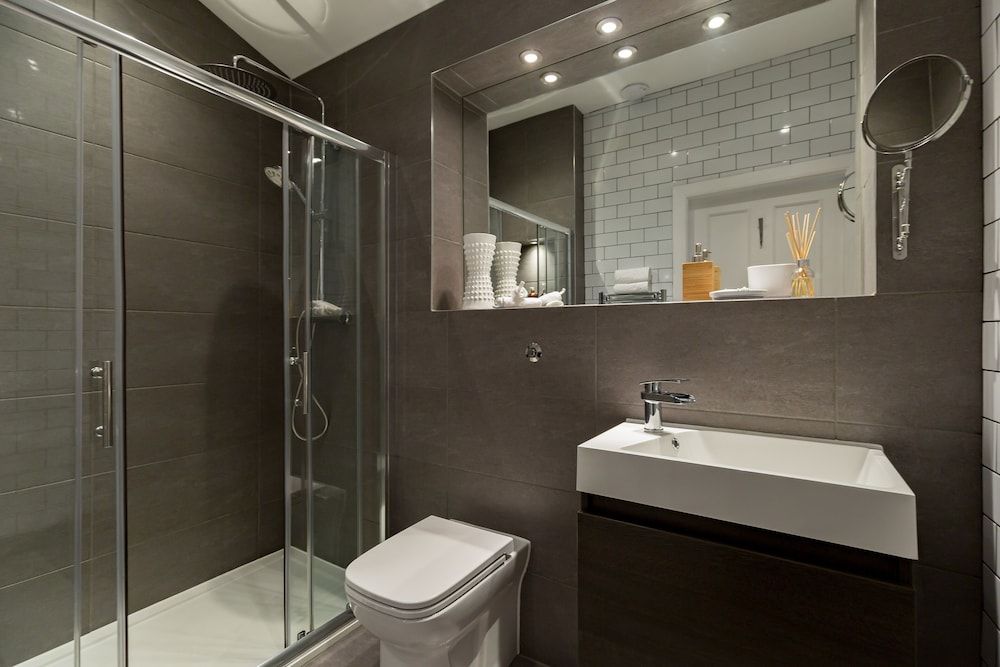 Crescent House Heriot Suite 4