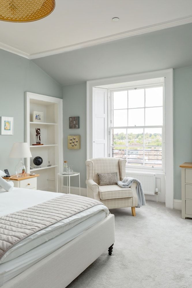 Crescent House Heriot Suite 7