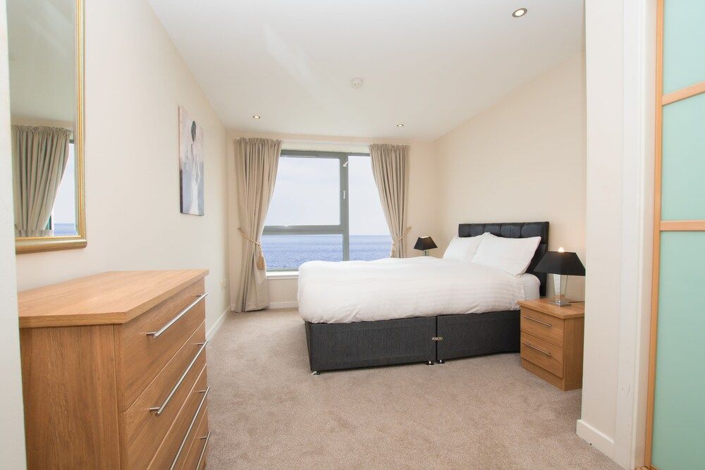 Blue Harbour Apartments Apartment 2