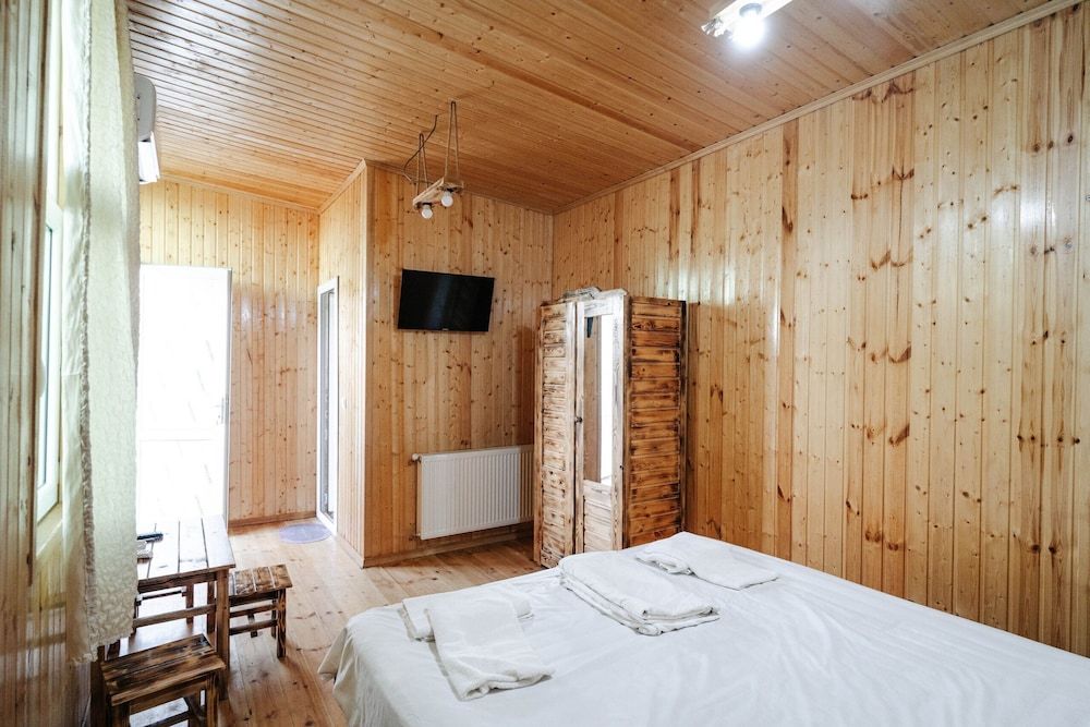 Bungalow Deluxe Bungalow, Lanai, Garden View 3