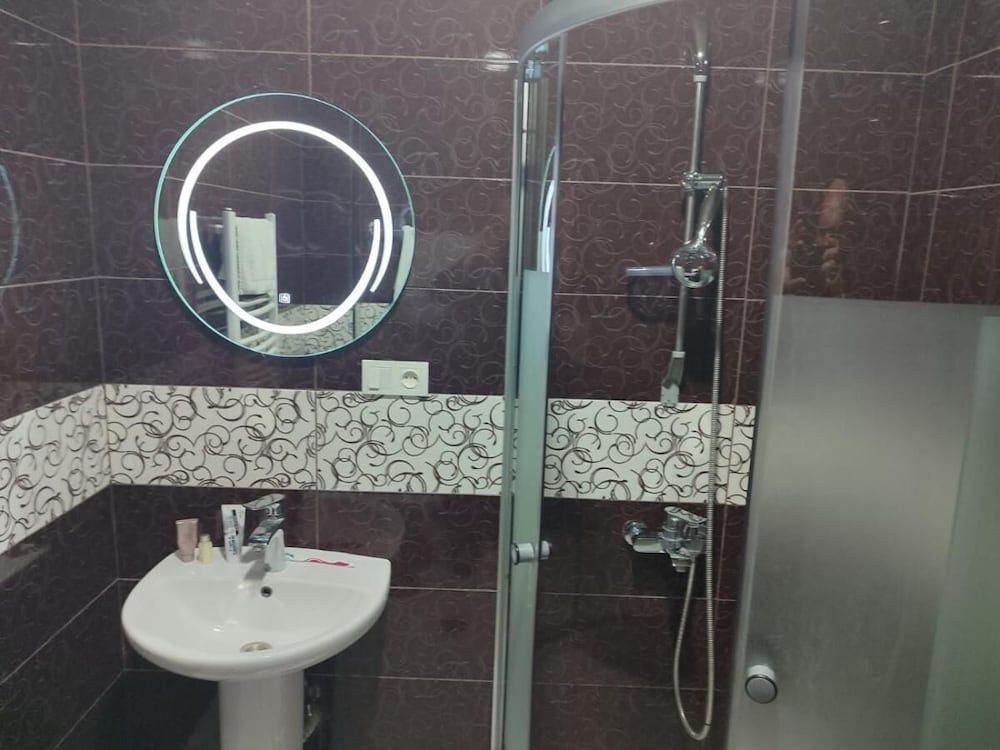 House Of Deja Vu Double Room 2