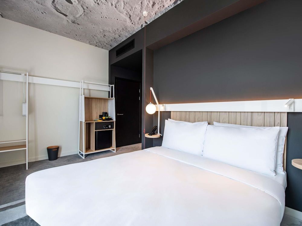 Ibis Tbilisi City Standard Room, 1 Double Bed, Accessible 3