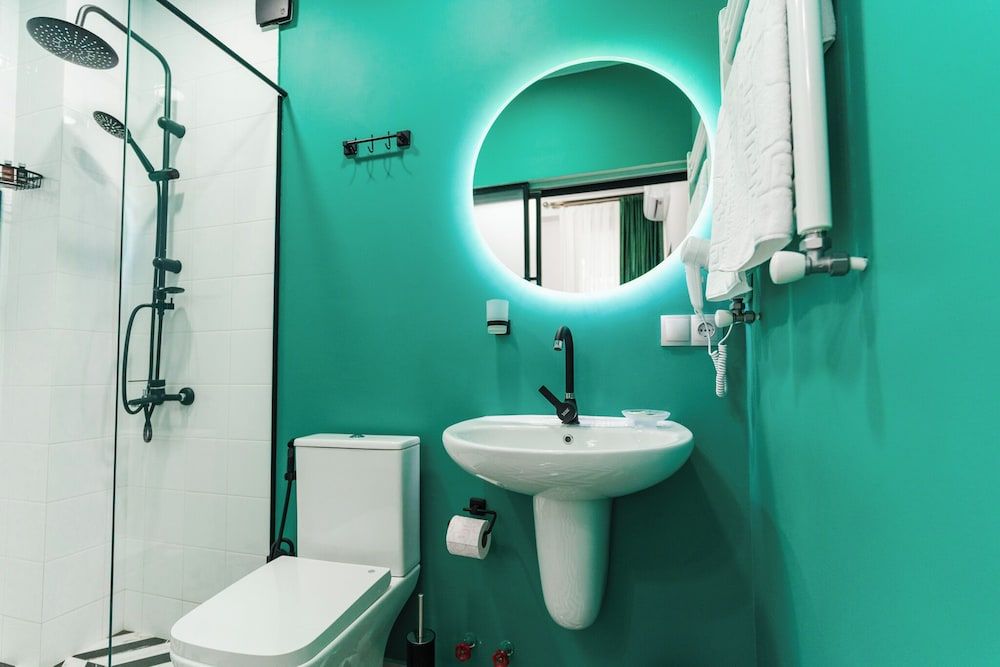 Trinity Hotel Economy Double Room, City View 6