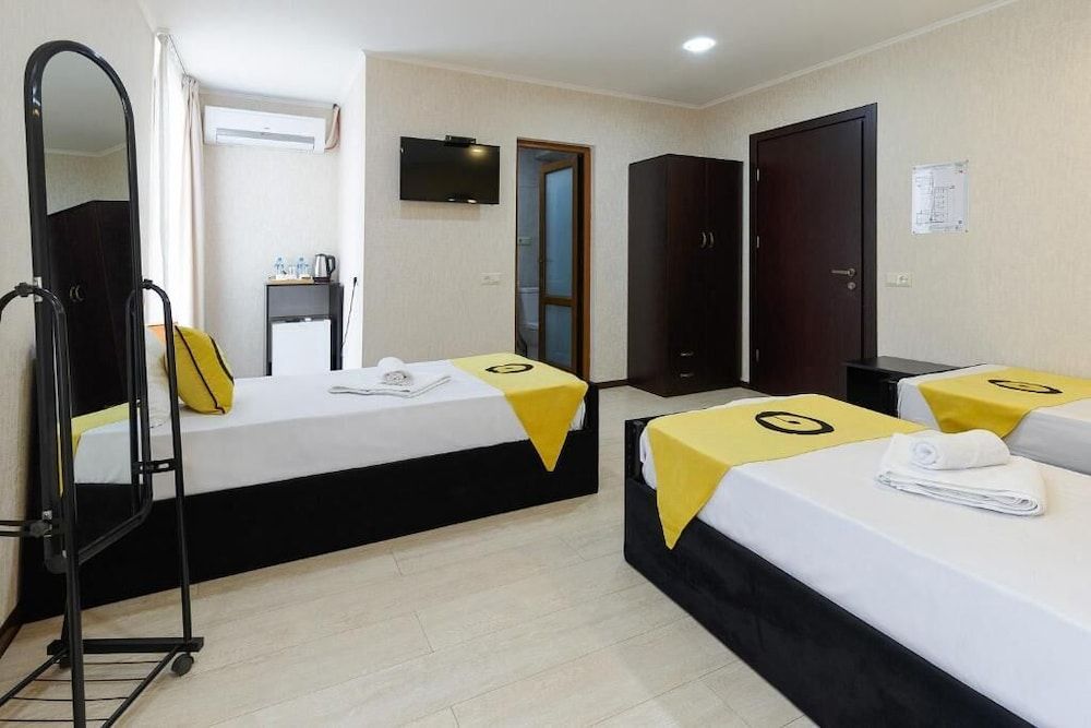 Basic Triple Room