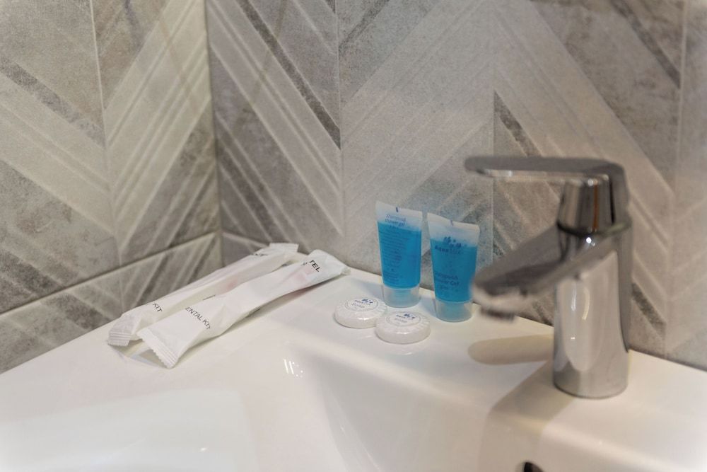 Kraveli Hotel Comfort Double Room, City View 20