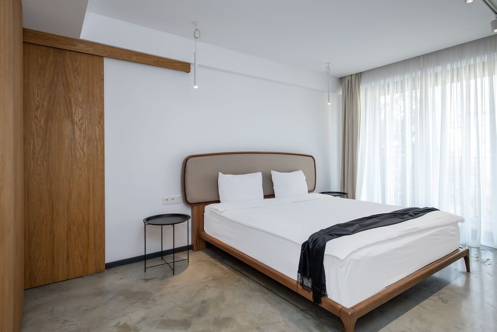 Urban Apartments 17 Executive Suits One-bedroom Apartment 4