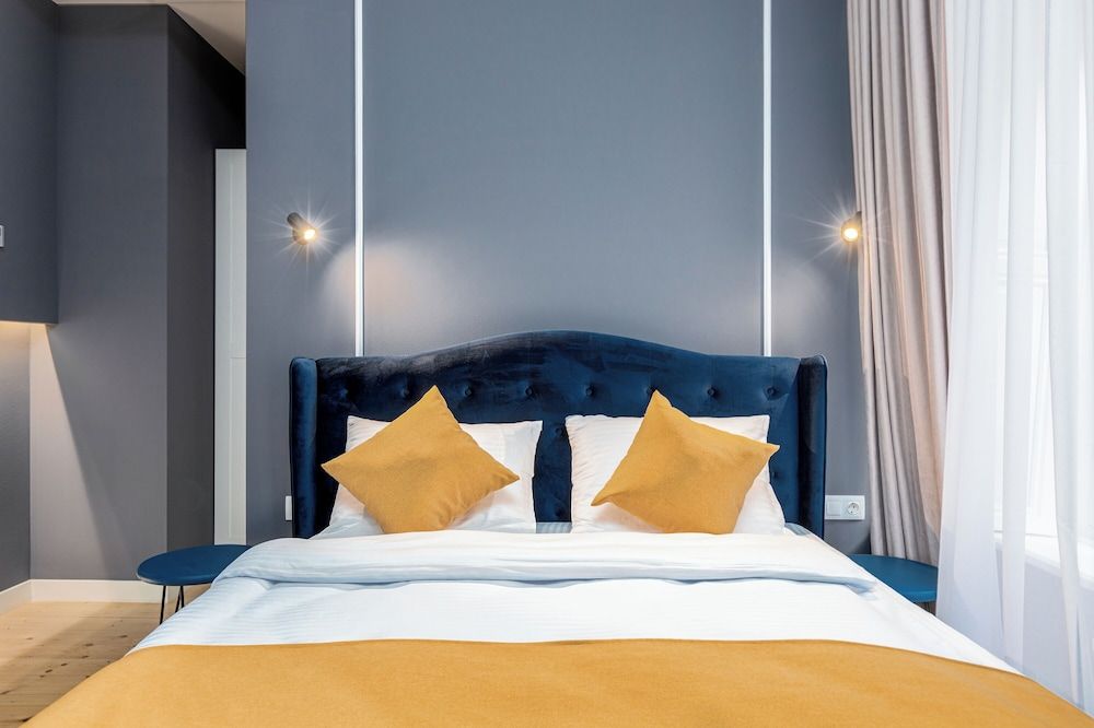 Blue Balcony Hotel Basic Double Room 2