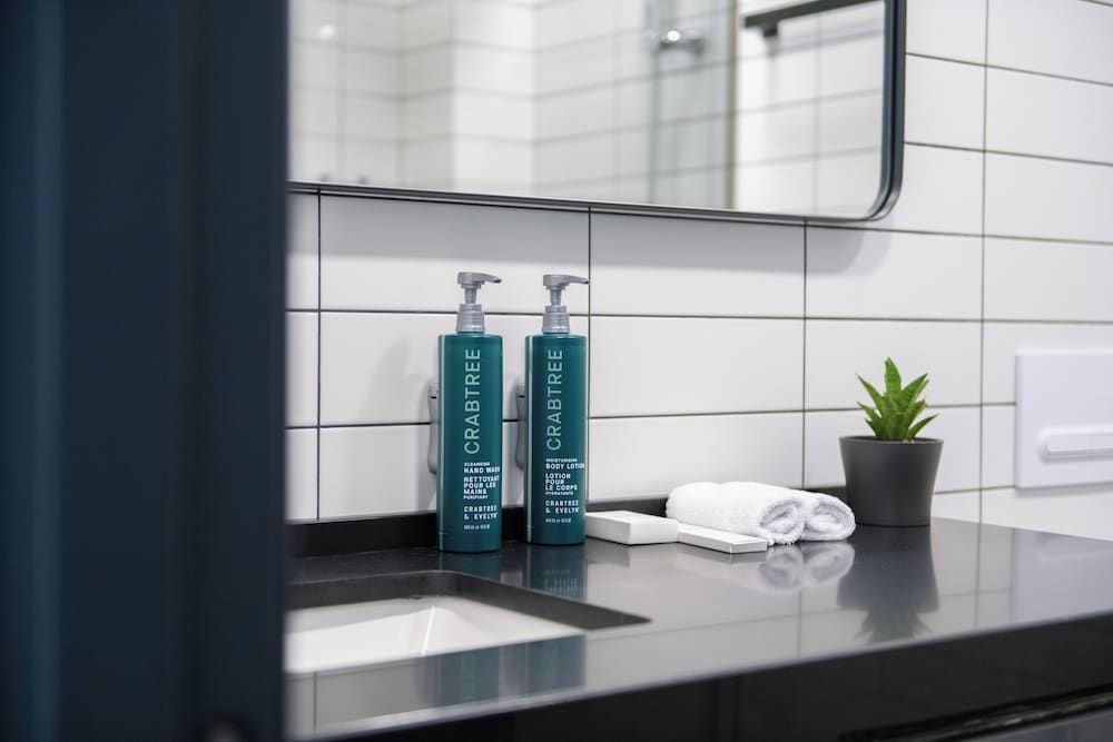 Qstay Gratus Tbilisi Studio Suite with Kitchen 12