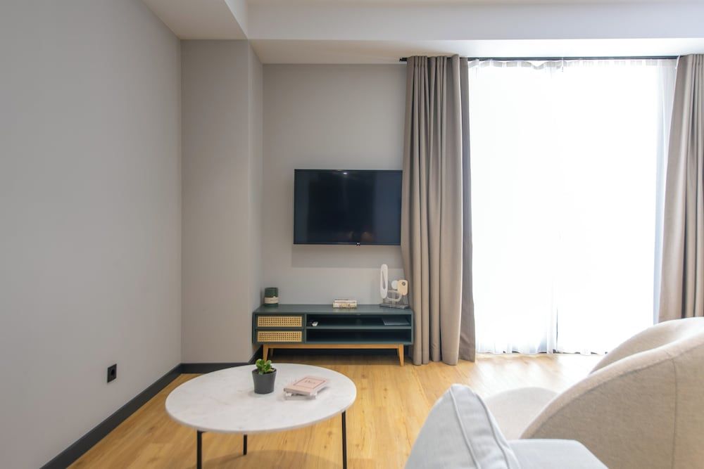 Qstay Gratus Tbilisi Studio Suite with Kitchen 26