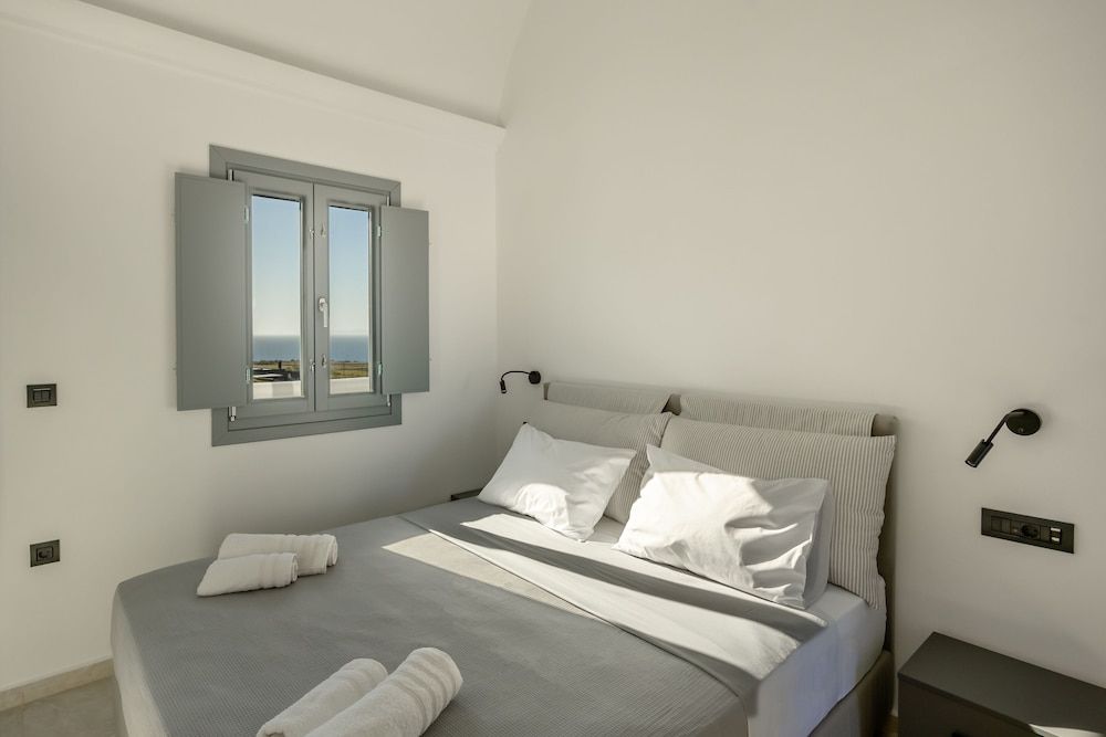 Deluxe Double Room, Hot Tub, Partial Sea View