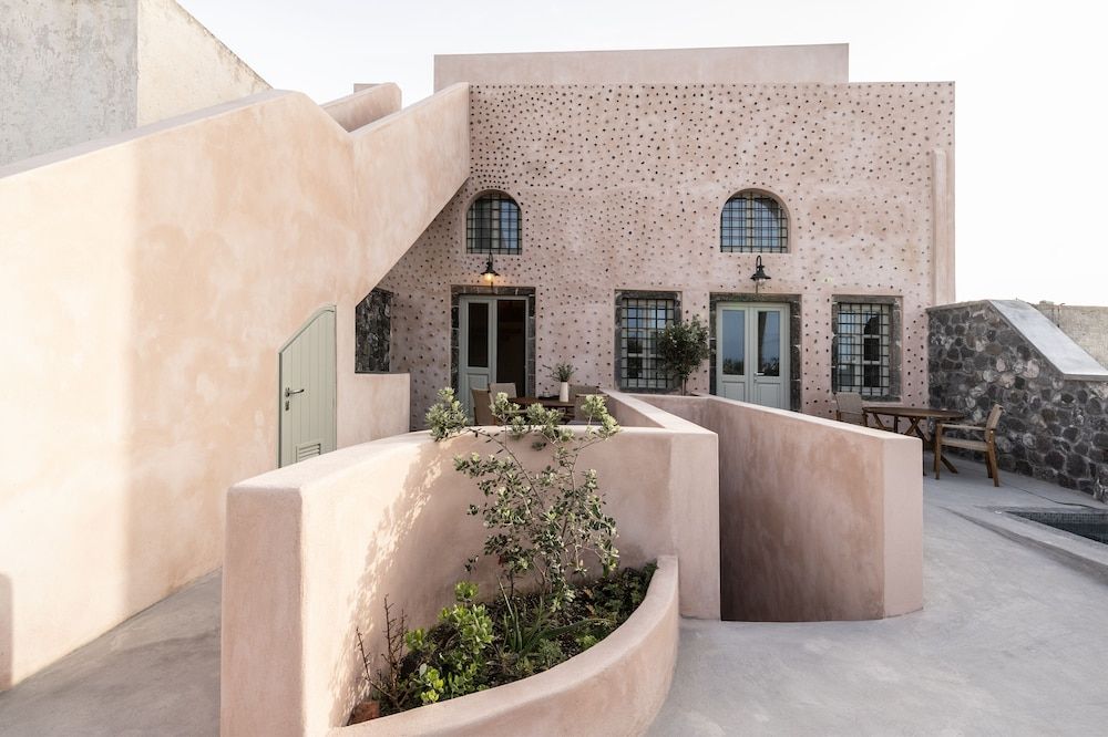 Frescoes Luxury Suites