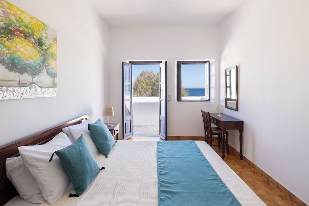 Akra Suite Sea View