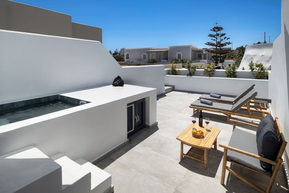 Terra Vecchia Suites