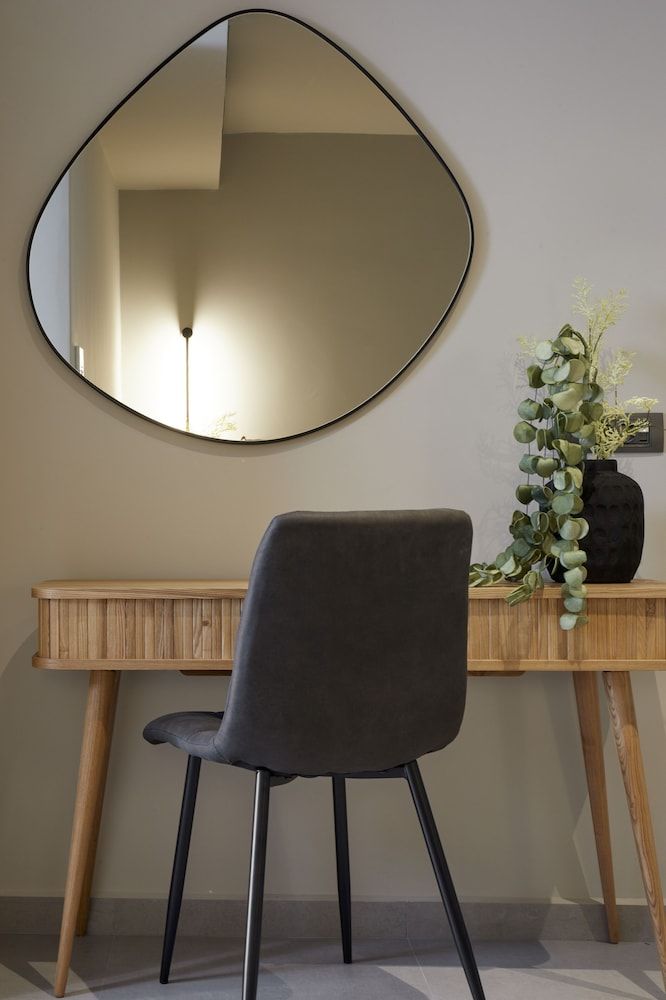 Mayu Suites Standard Suite 8