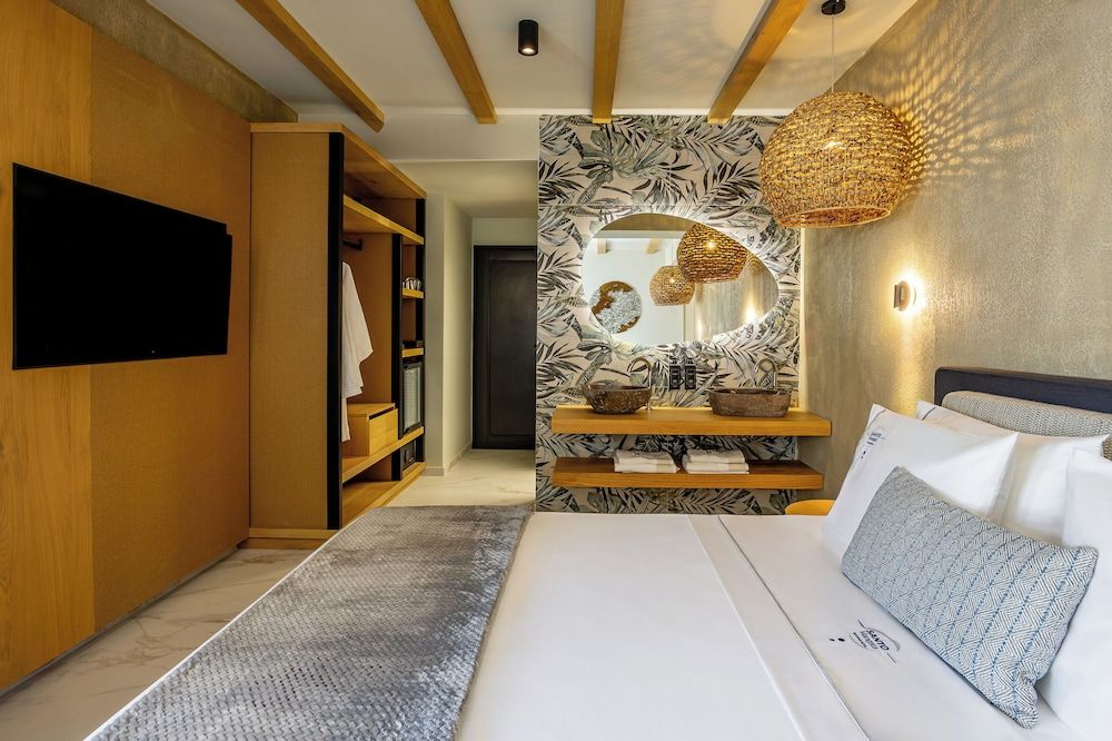 Executive Room with Outdoor Jetted Tub