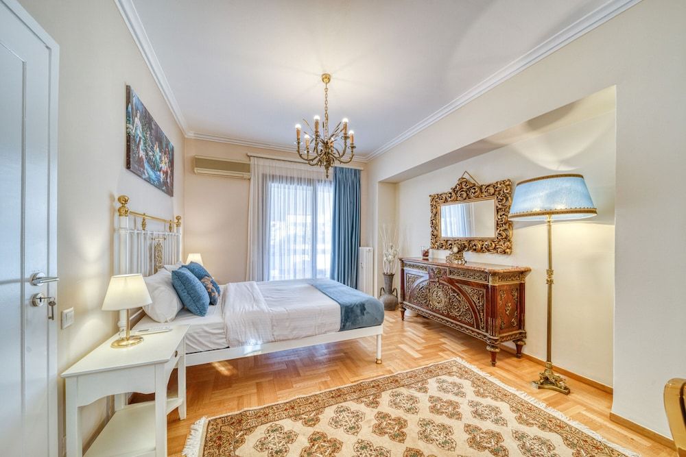 Luxury Apartment