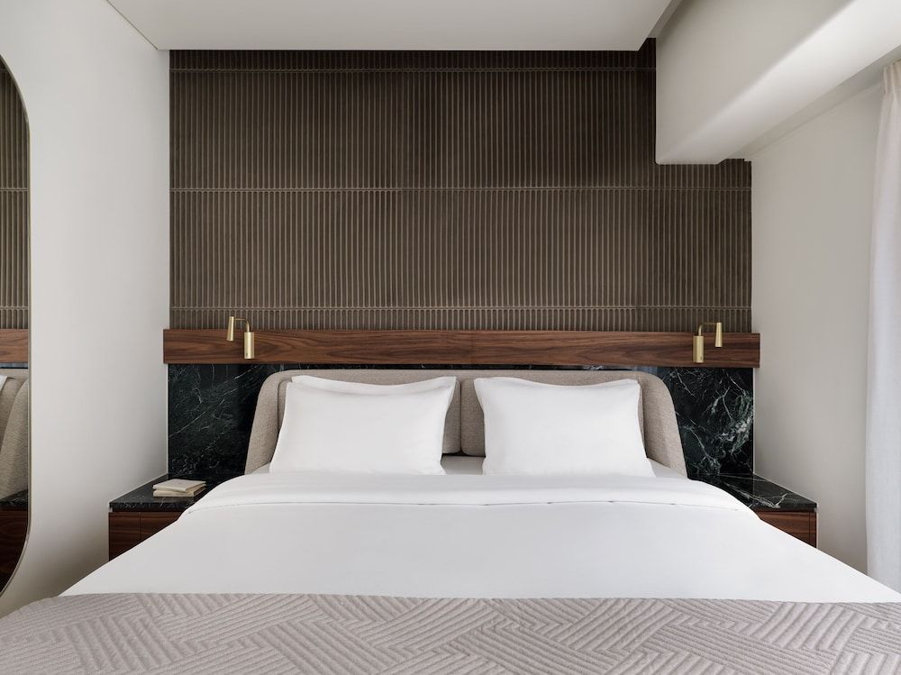 Anthology of Athens, a member of The Leading Hotels of the World Junior Suite with view to Aeropagitou Street