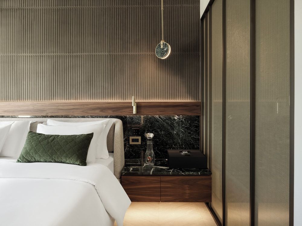 Deluxe Double Room with view to Temple of Olympian Zeus