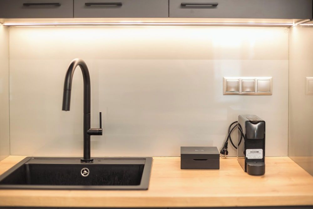 Newly Renovated Loft by Cloudkeys Comfort Apartment, City View 14