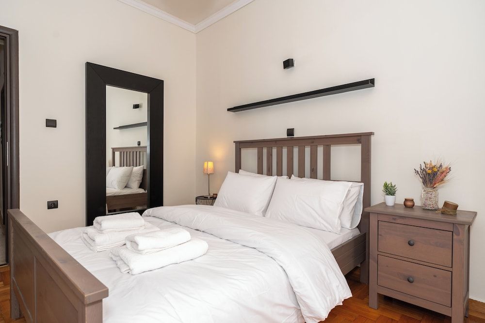 Superior Apartment, 2 Bedrooms, Kitchen, City View