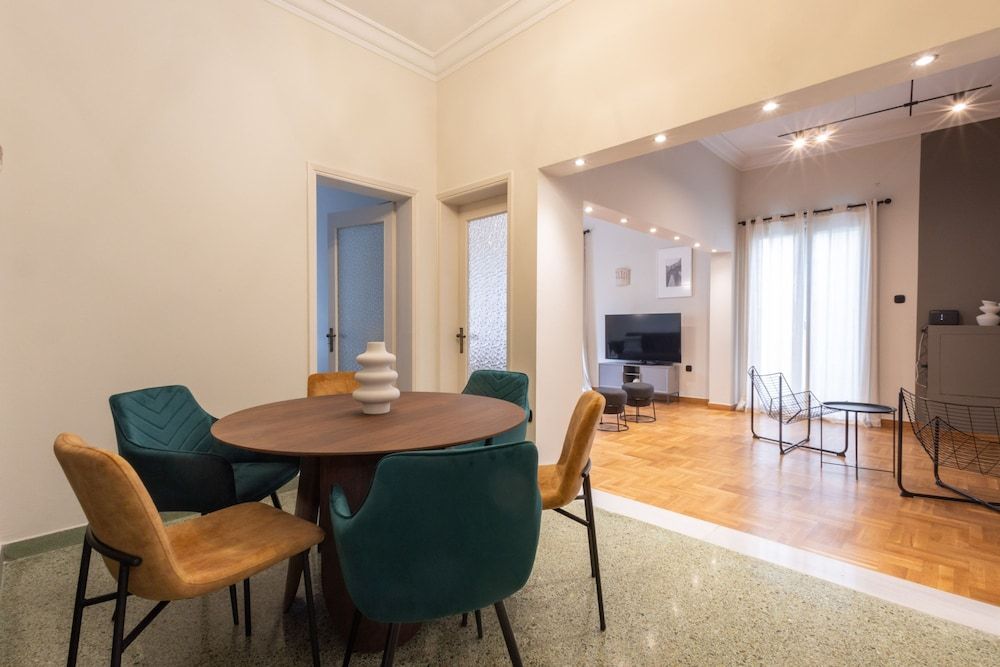 Acropolis View 3-bdrm With Rooftop Garden Jacuzzi