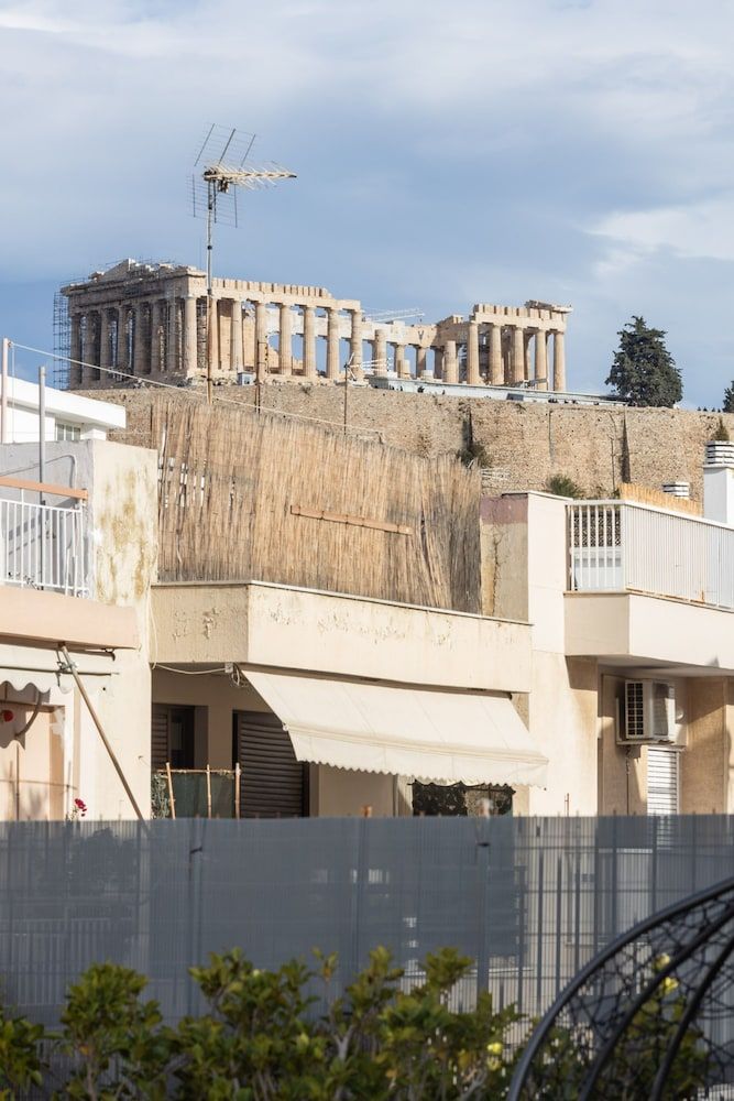 Acropolis View 3-bdrm With Rooftop Garden Jacuzzi