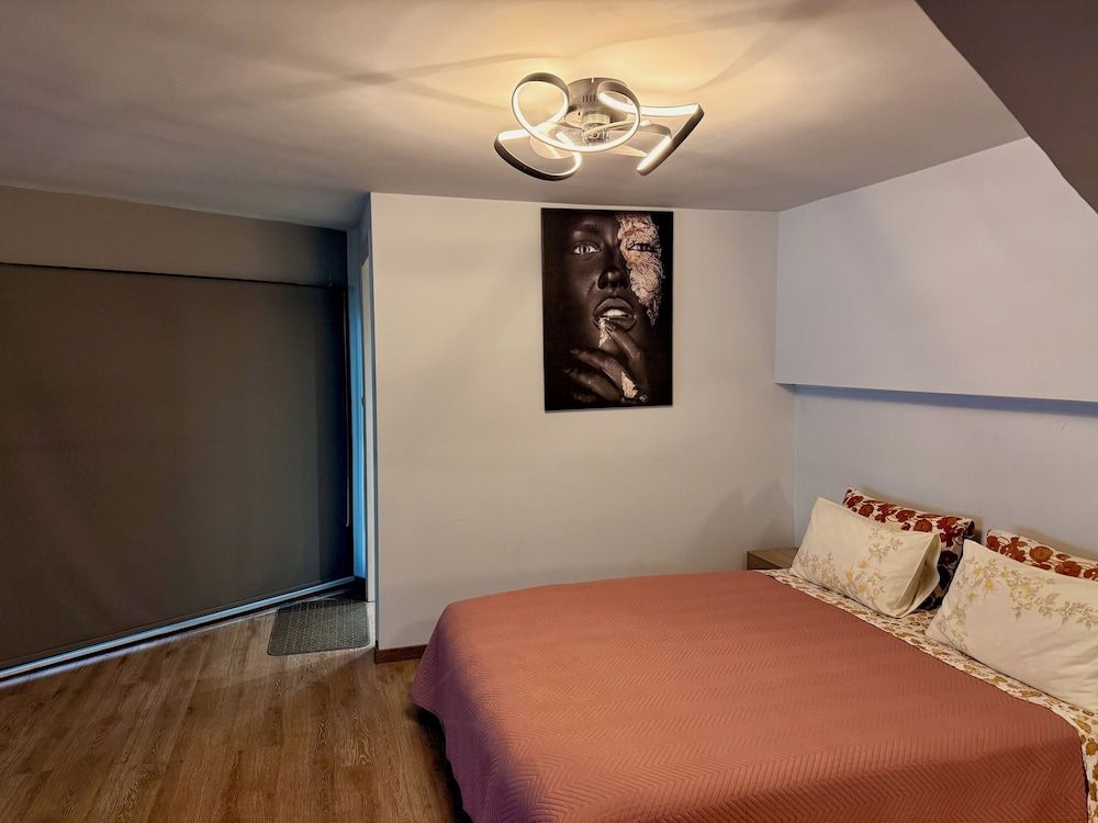 Thissio Luxury Apartment