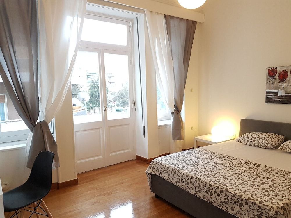 Traditional Apartment, 5 Bedrooms, 2 Bathrooms, City View