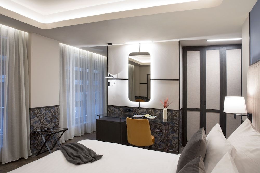 Superior Room, 1 Double Bed, City View