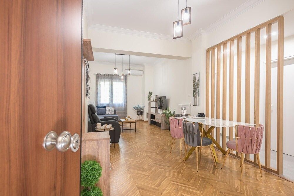 Elegant Suite by CloudKeys