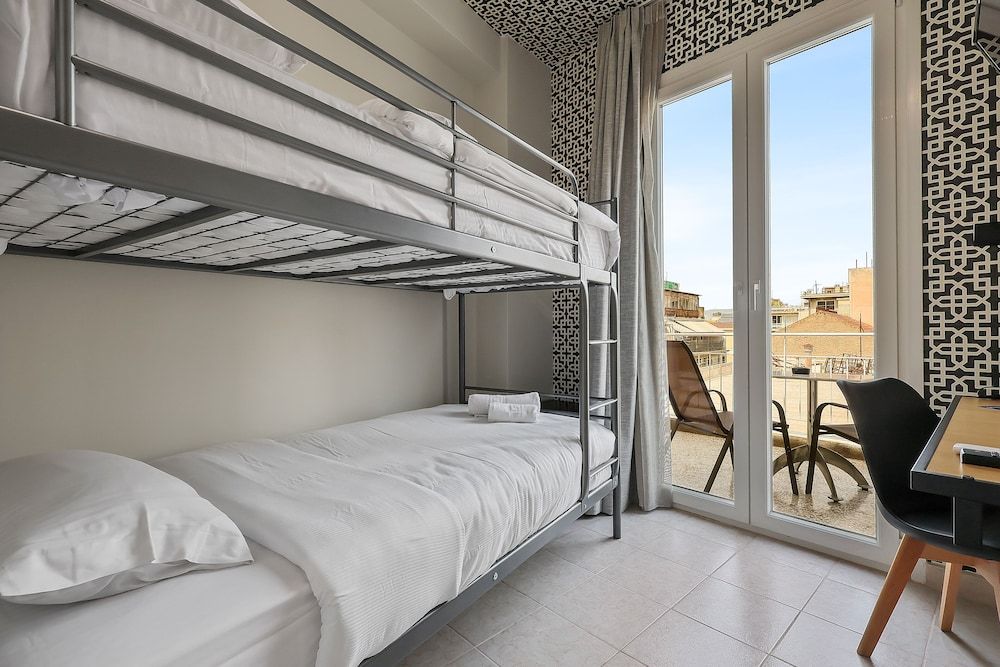 7ATHENS Basic Twin Room 2