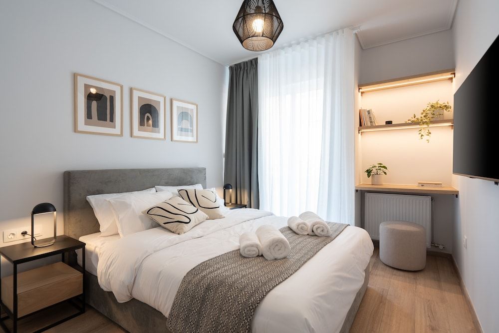 Design Apartment (Athens Hills B)