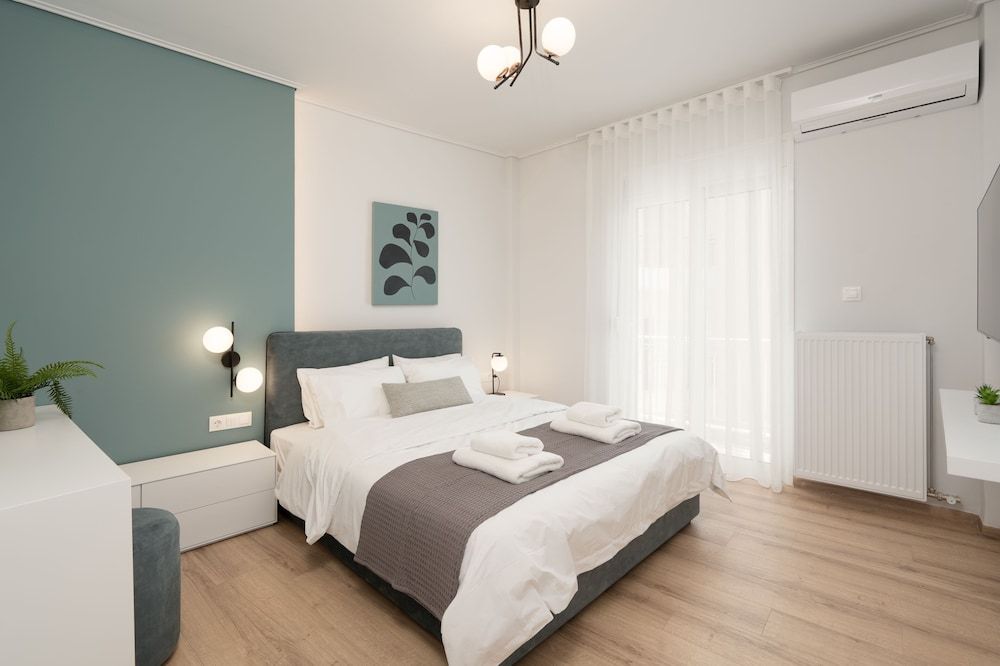 Exclusive Apartment (Athens Hills D)
