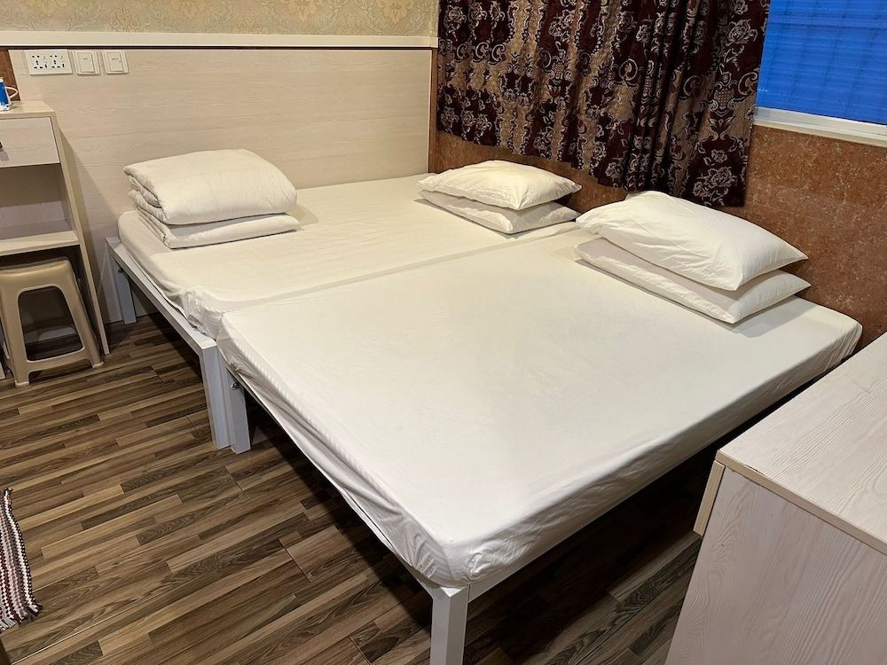 Basic Quadruple Room