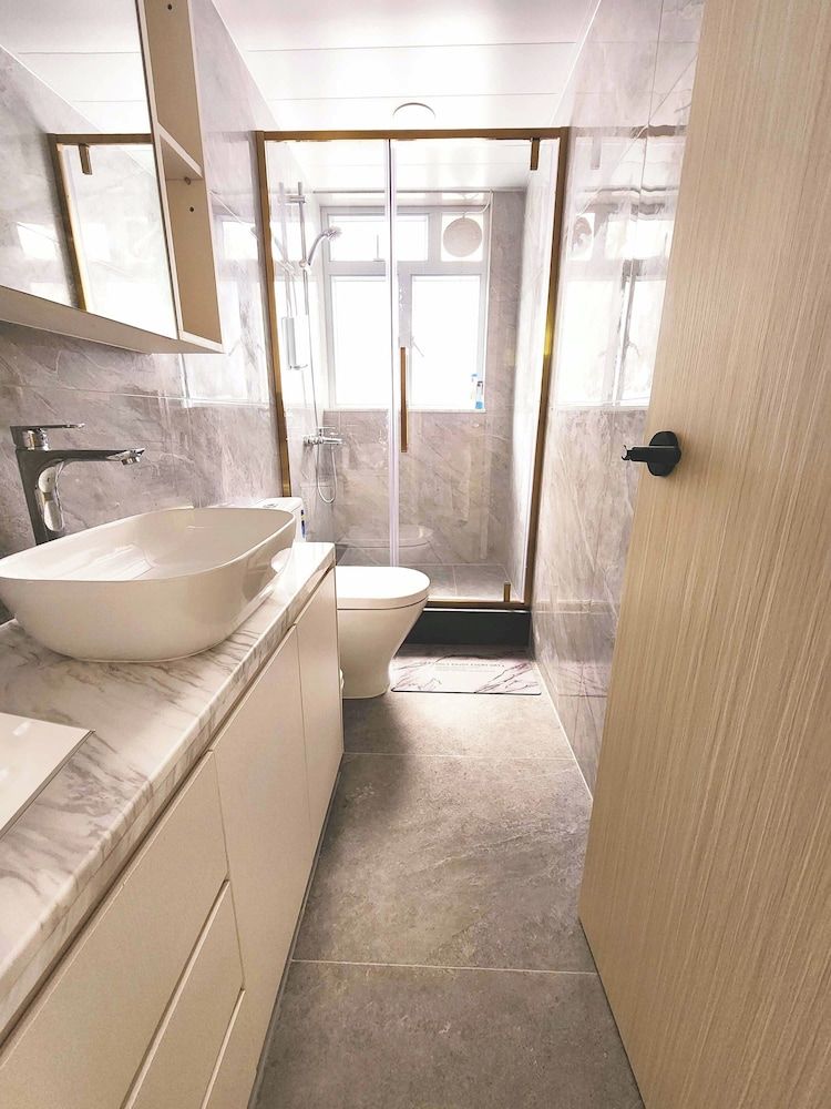 Family Suite, City View
