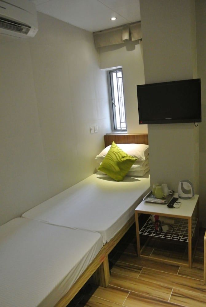 Room, 3 Twin Beds