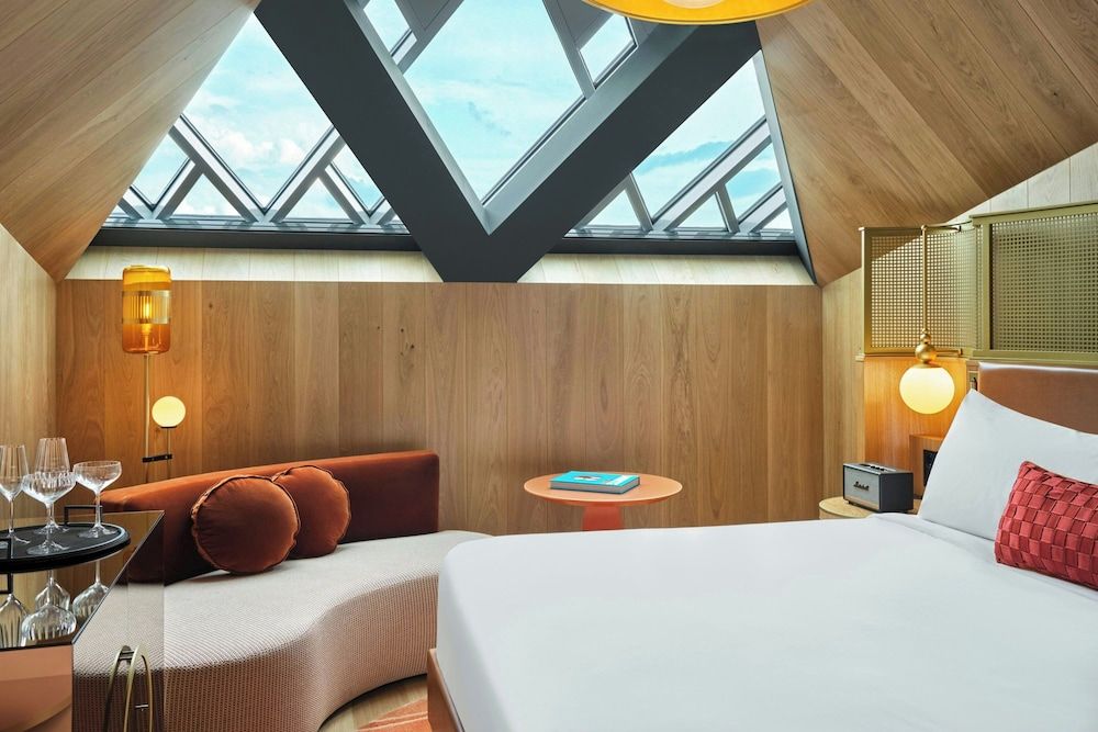 W Budapest Cozy King Room, City View