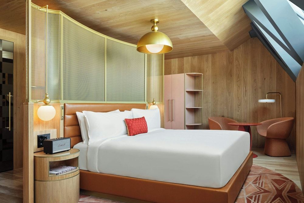 W Budapest Cozy King Room, City View 2