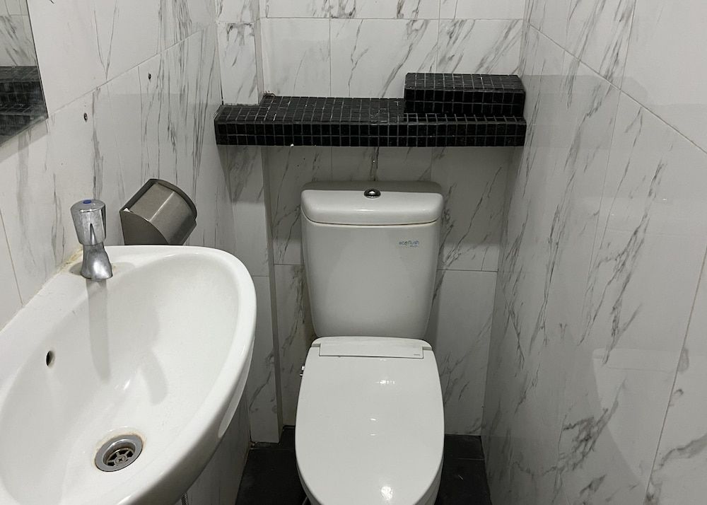Wisma Berkat Standard Double Room 8