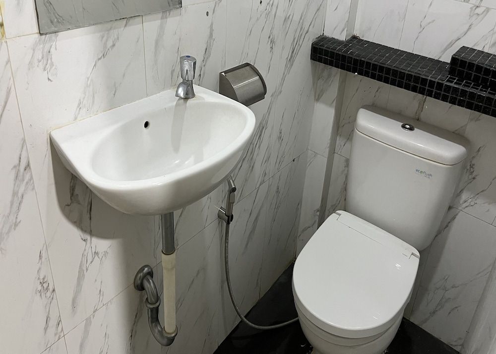 Wisma Berkat Standard Double Room 5